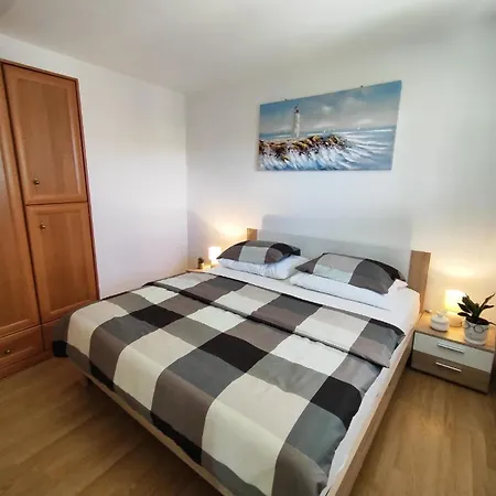 Fuer 4 Personen Ca 40 Qm In Sijana, Istrien Istrische Riviera * Pula